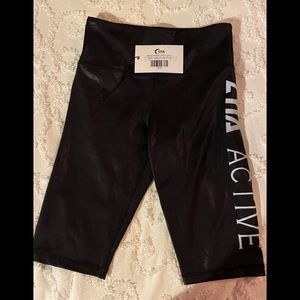 Zyia Active Black Metallic Light n Tight Hustle Shorts 10”